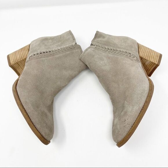Blondo Taupe Tan Suede Block Stacked Booties 11 - Picture 3 of 10